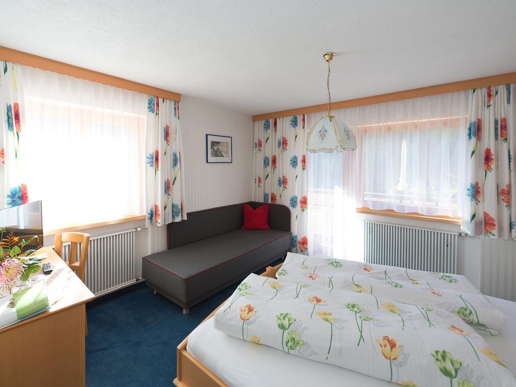 Haus Margrith Alpenblick Appartements Damuels Quarto foto